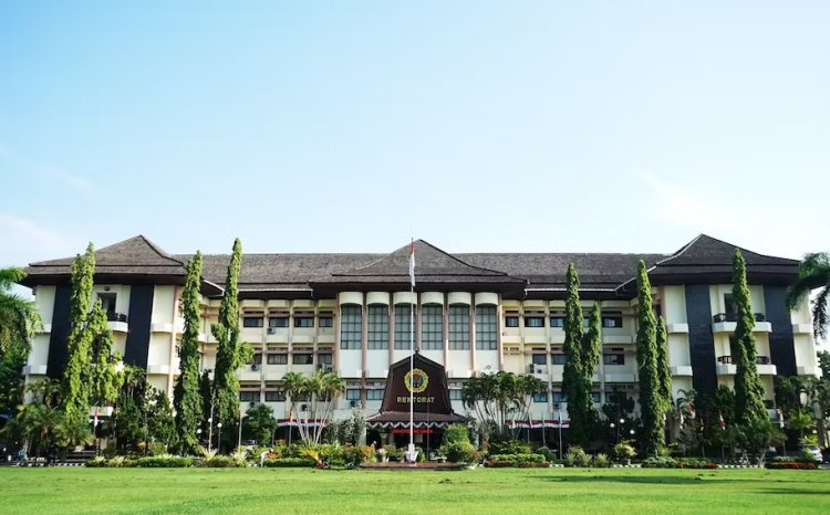 5 Universitas Terbaik di Provinsi Jawa Tengah: Bikin Kaget Unnes Tidak Masuk 3 Besar, Nomor 1 Diraih Kampus?